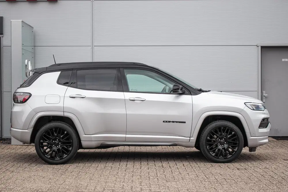 Jeep Compass 4xe 240 Plug-in Hybrid Electric S uit 2023, foto 14