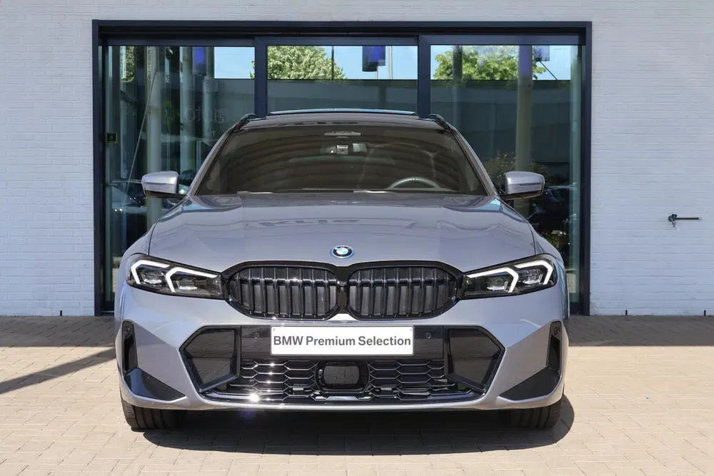 BMW 3-serie 330e uit 2026, foto 3