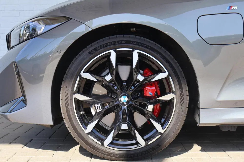 BMW 3-serie 330e uit 2026, foto 8