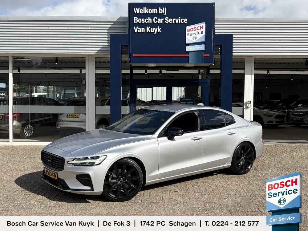 Volvo S60 2.0 T4 R-Design uit 2020