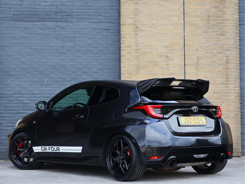 Toyota Yaris 1.6 GR Performance uit 2021, foto 2