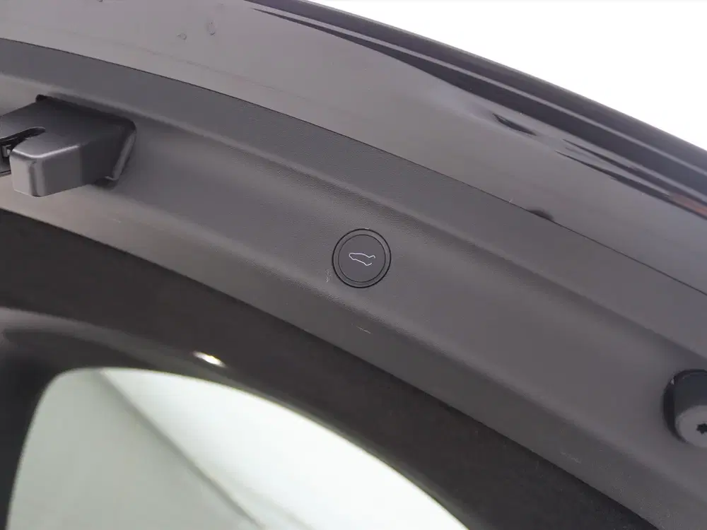 Tesla Model Y Long Range AWD 75kWh 351pk 93.3% SoH [ TRE uit 2023, foto 13