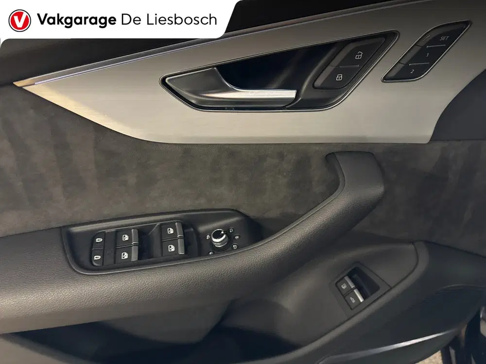 Audi Q7 55 TFSI phev e quattro Pro Line S-line uit 2021, foto 12