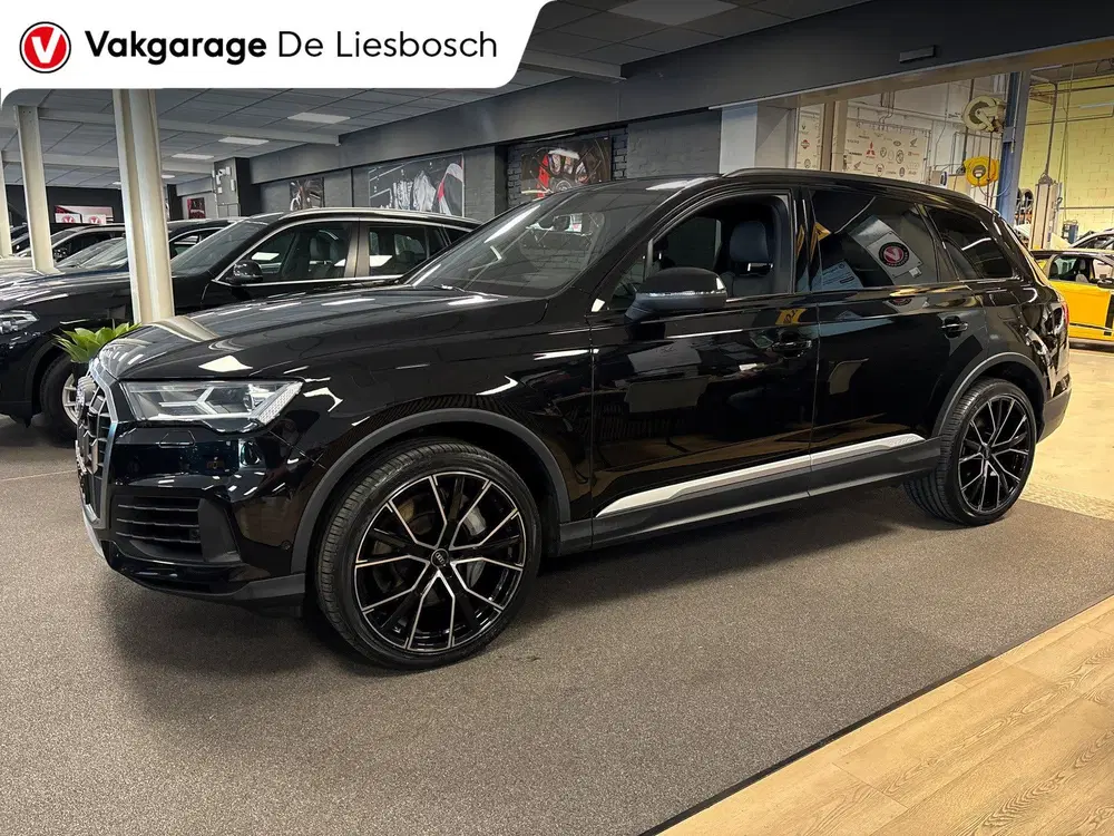 Audi Q7 55 TFSI phev e quattro Pro Line S-line uit 2021, foto 2