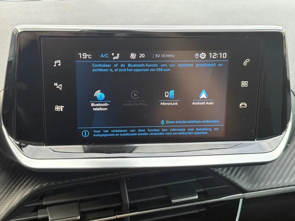 Peugeot 2008 1.2 PURETECH 130PK ALLURE LED PANO-DAK NAV uit 2020, foto 7