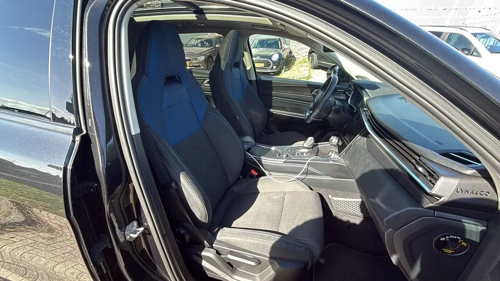 Lynk & Co 01 1.5 Blackline Carplay Nieuwstaat Inruil mo uit 2021, foto 11