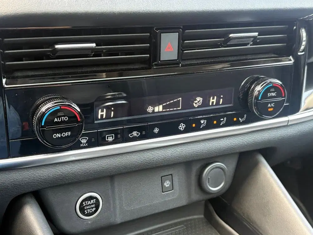 Nissan Qashqai 1.3 MHEV N-CONNECTA NARDO-GREY PANO-DAK NA uit 2021, foto 10
