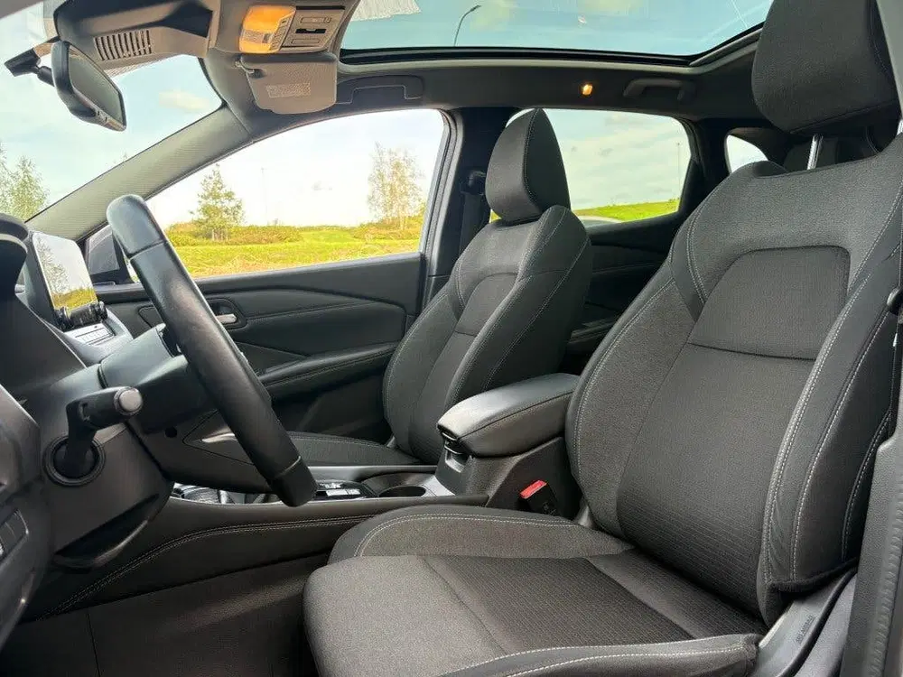 Nissan Qashqai 1.3 MHEV N-CONNECTA NARDO-GREY PANO-DAK NA uit 2021, foto 5