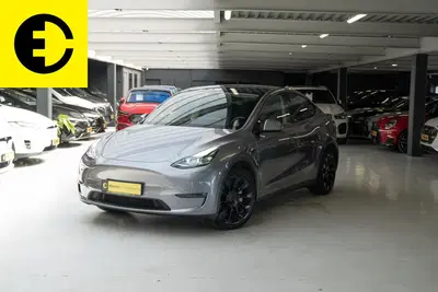 Tesla Model Y Long Range AWD 75 kWh uit 2023