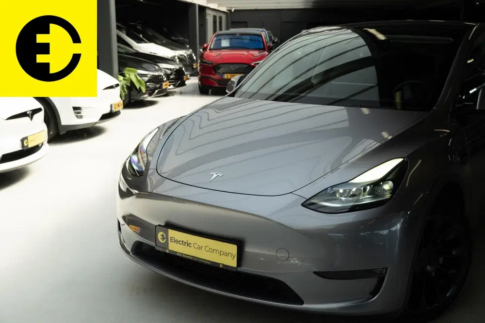 Tesla Model Y Long Range AWD 75 kWh uit 2023, foto 3