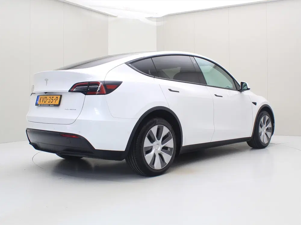 Tesla Model Y Long Range AWD 75kWh 351pk 91 uit 2022, foto 3