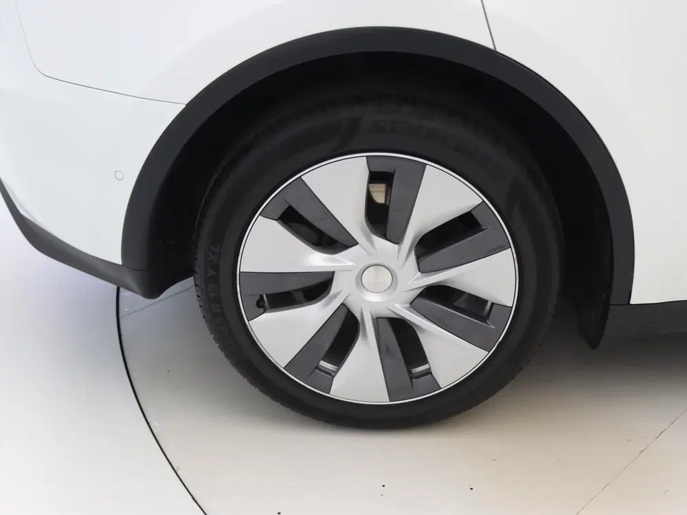 Tesla Model Y Long Range AWD 75kWh 351pk 91 uit 2022, foto 9