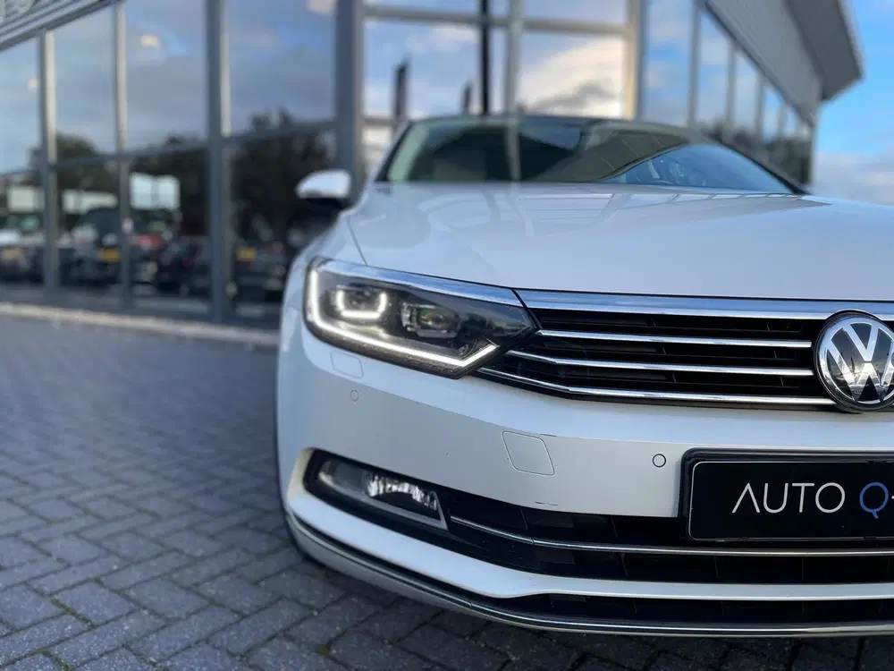 Volkswagen Passat 1.6 TDI Highline Business R uit 2019, foto 12