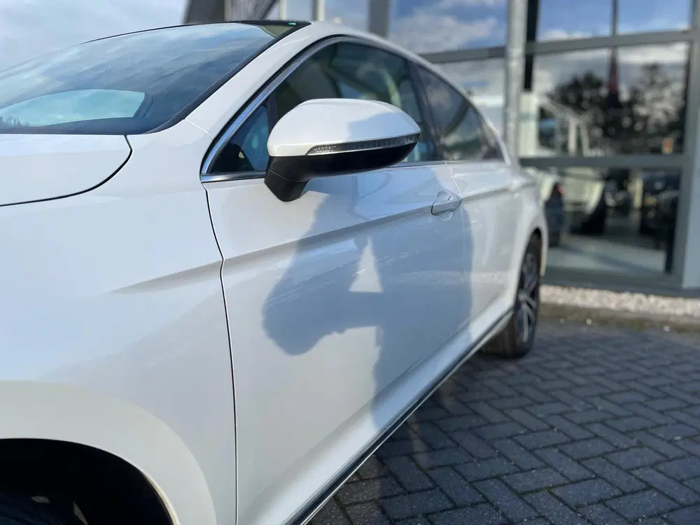 Volkswagen Passat 1.6 TDI Highline Business R uit 2019, foto 3
