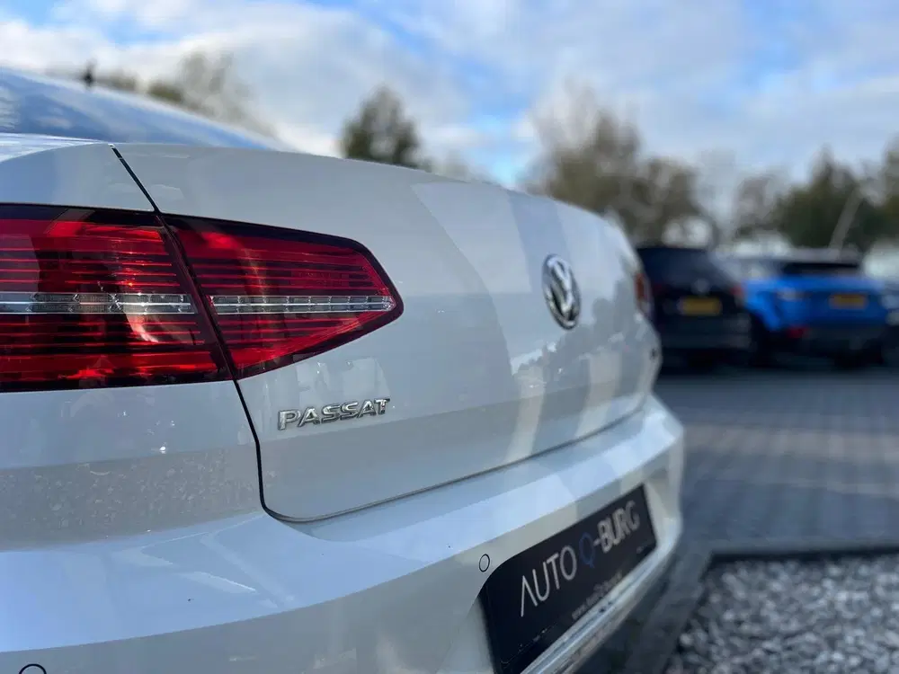 Volkswagen Passat 1.6 TDI Highline Business R uit 2019, foto 5