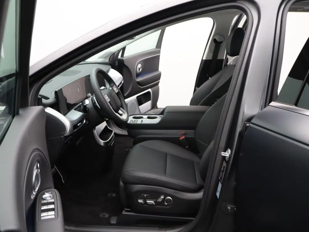 Hyundai IONIQ Lounge AWD+ 7p. 110.3 kWh uit 2026, foto 13