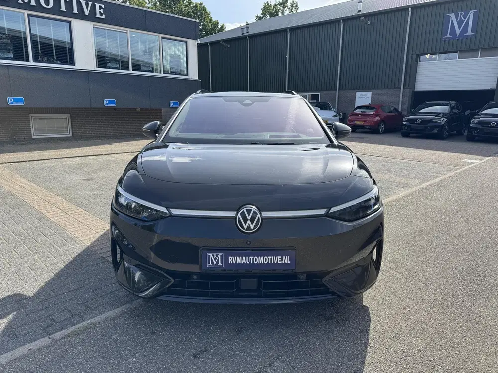 Volkswagen ID.7 77 kWh Pro SOH 96% uit 2024, foto 10