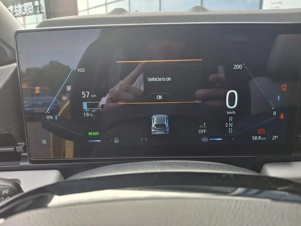 Ford Puma Gen-E Premium 44 kWh uit 2025, foto 12