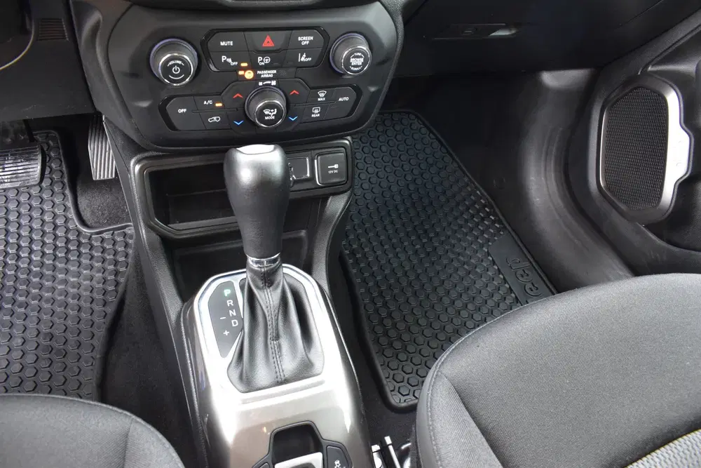 Jeep Renegade 1.3T DDCT S AUT. 56DKM NIEUWSTAAT. (bj 201 uit 2019, foto 11