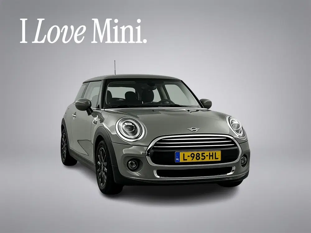 Mini Cooper 1.5 one Classic Facelift Digital Cockpit uit 2021, foto 2