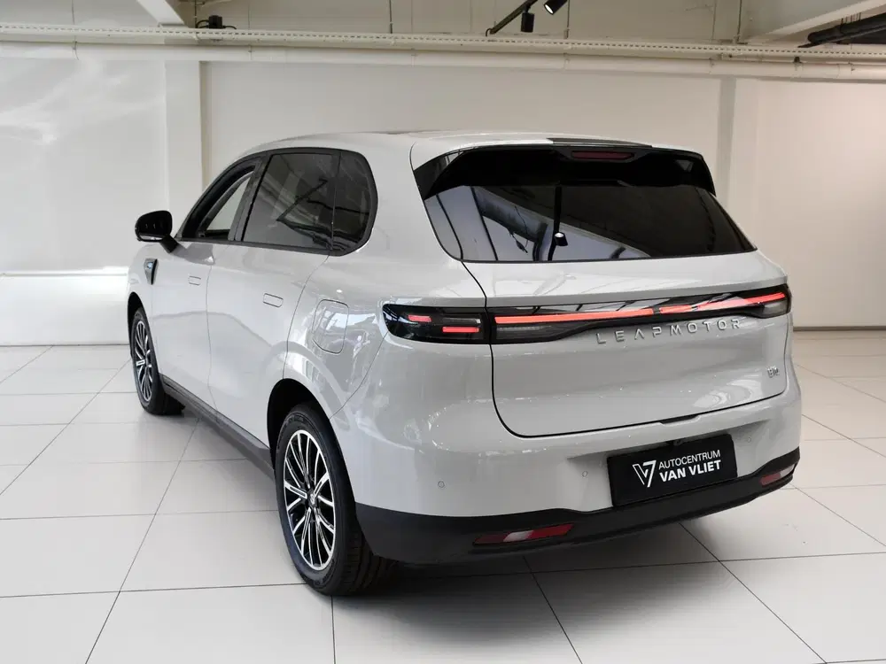 Leapmotor B10 Design ProMax 67.1 kWh uit 2026, foto 7