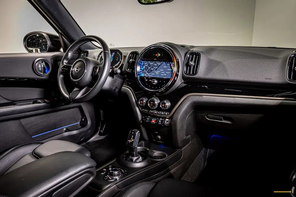 Mini Countryman 1.5 Cooper Essential uit 2023, foto 10