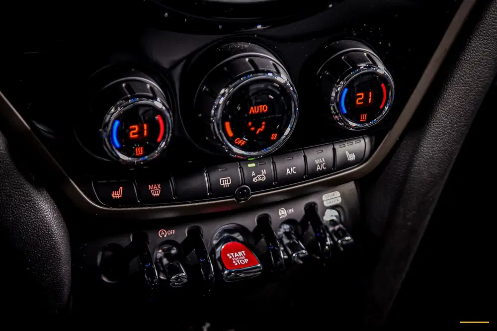 Mini Countryman 1.5 Cooper Essential uit 2023, foto 11