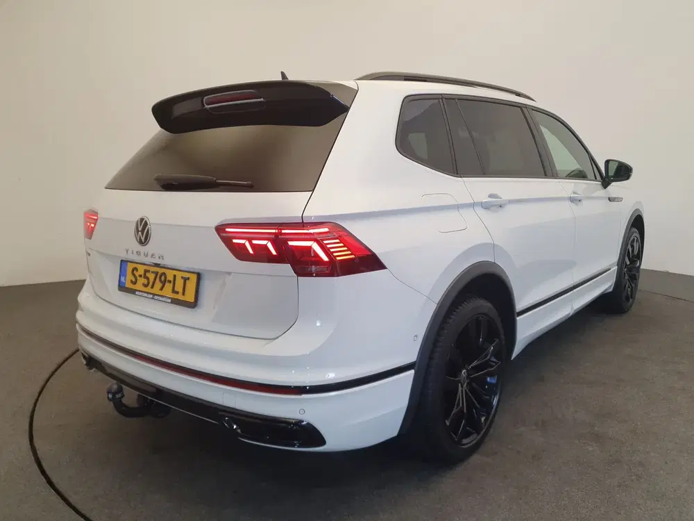 Volkswagen Tiguan Allspace 1.5 TSI R-Line Panorama dak uit 2023, foto 7