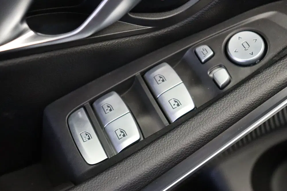 BMW 3-serie 330e M Sport Automaat uit 2026, foto 10