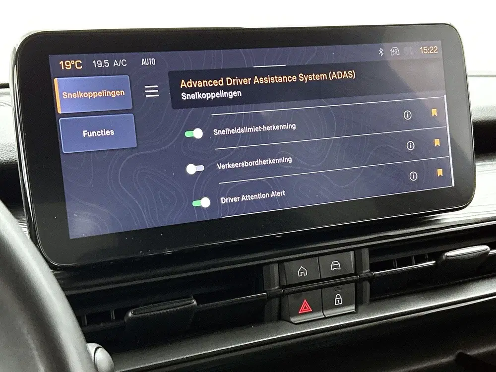 Jeep Avenger 1.2 Altitude uit 2024, foto 13