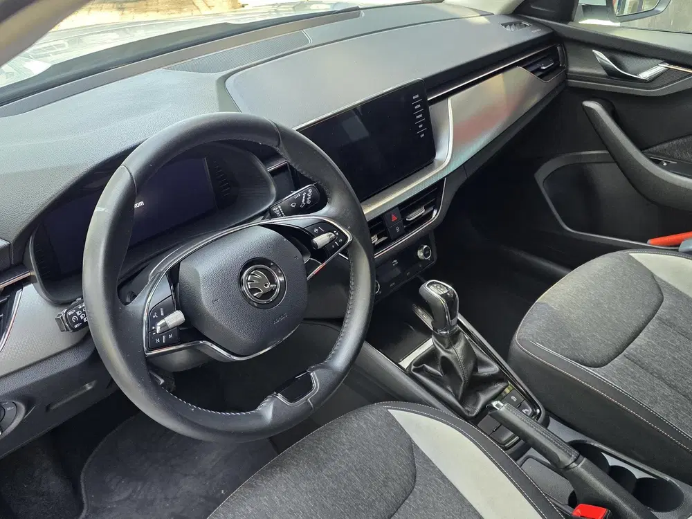 Skoda Kamiq 1.0 TSI Business Edition AUTOMAAT uit 2023, foto 11