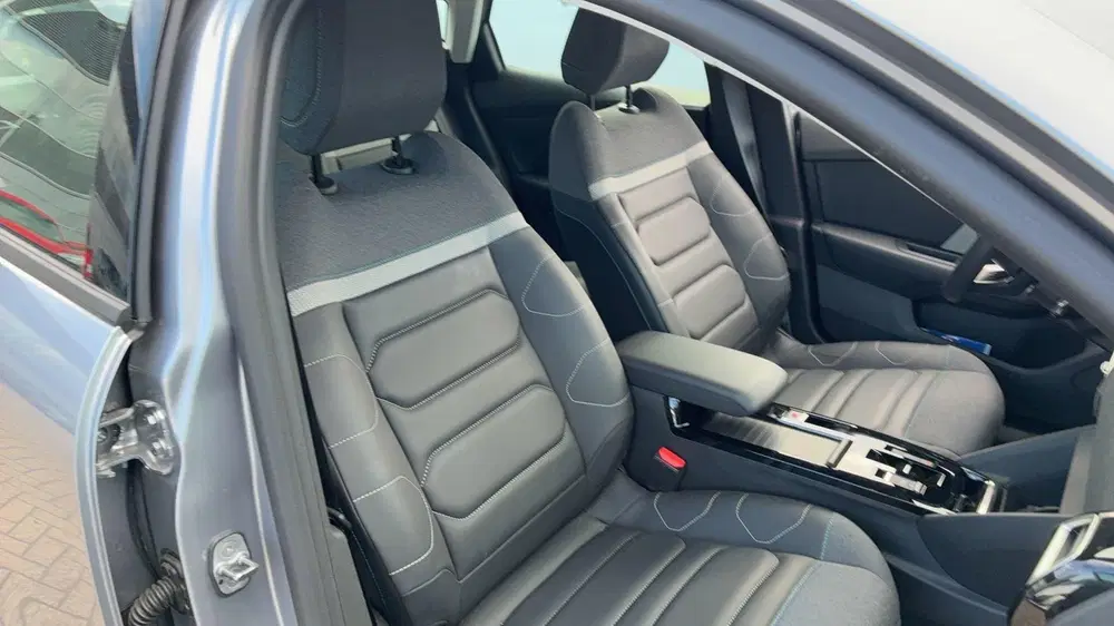 Citroën C4 Citroen C4 1.2 Puretech Plus uit 2024, foto 13