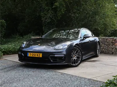 Porsche Panamera 4 E-Hybrid Platinum Edition (bj 2022) uit 2022
