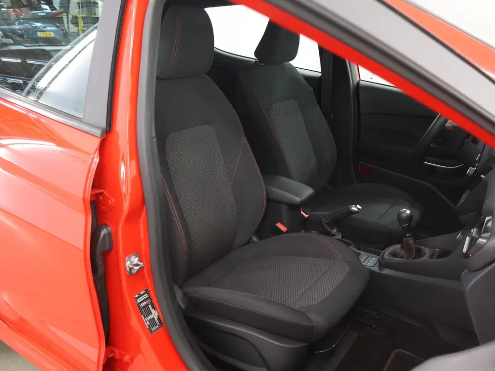Ford Fiesta 1.0 EcoBoost Hybrid ST-Line uit 2021, foto 10