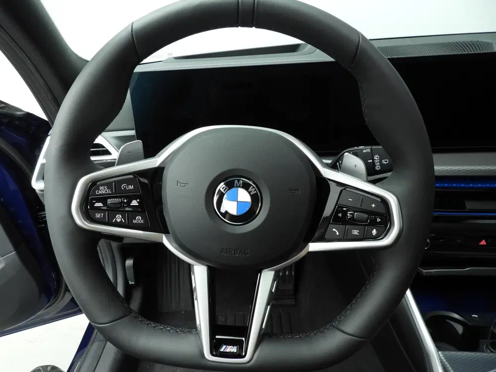 BMW 3-serie 330d xDrive uit 2026, foto 12