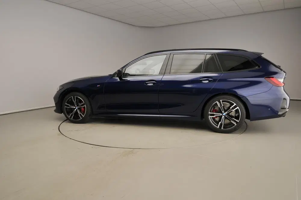 BMW 3-serie 330d xDrive uit 2026, foto 4