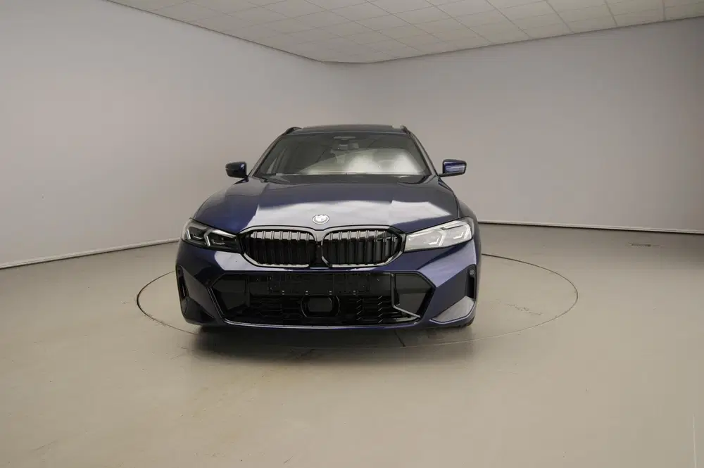 BMW 3-serie 330d xDrive uit 2026, foto 5