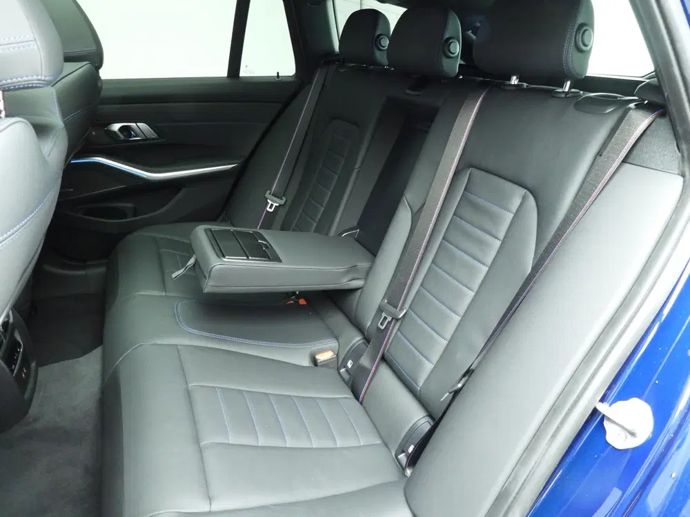 BMW 3-serie 330d xDrive uit 2026, foto 9
