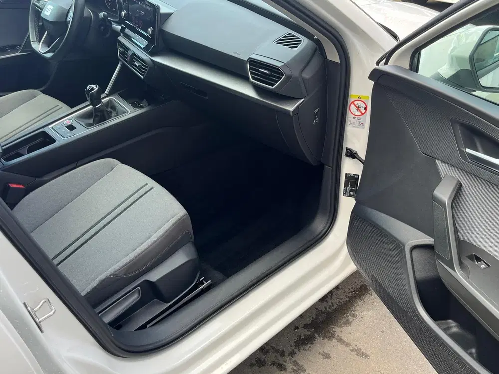 SEAT Leon 2.0 TDI 115pk 2020 Wit uit 2020, foto 10