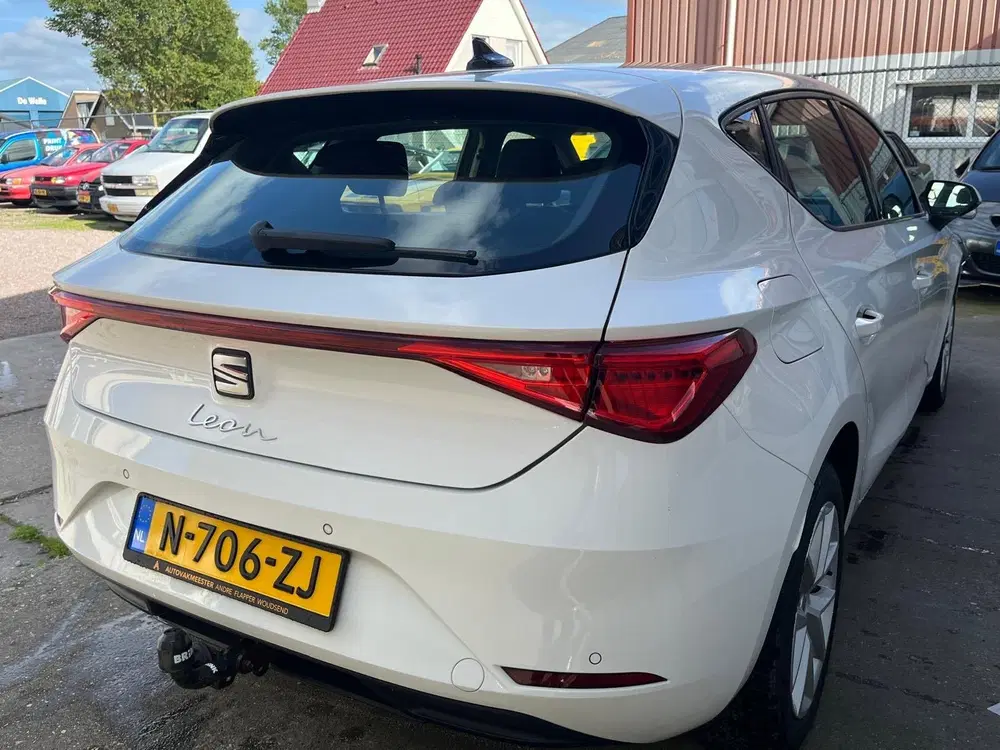 SEAT Leon 2.0 TDI 115pk 2020 Wit uit 2020, foto 5