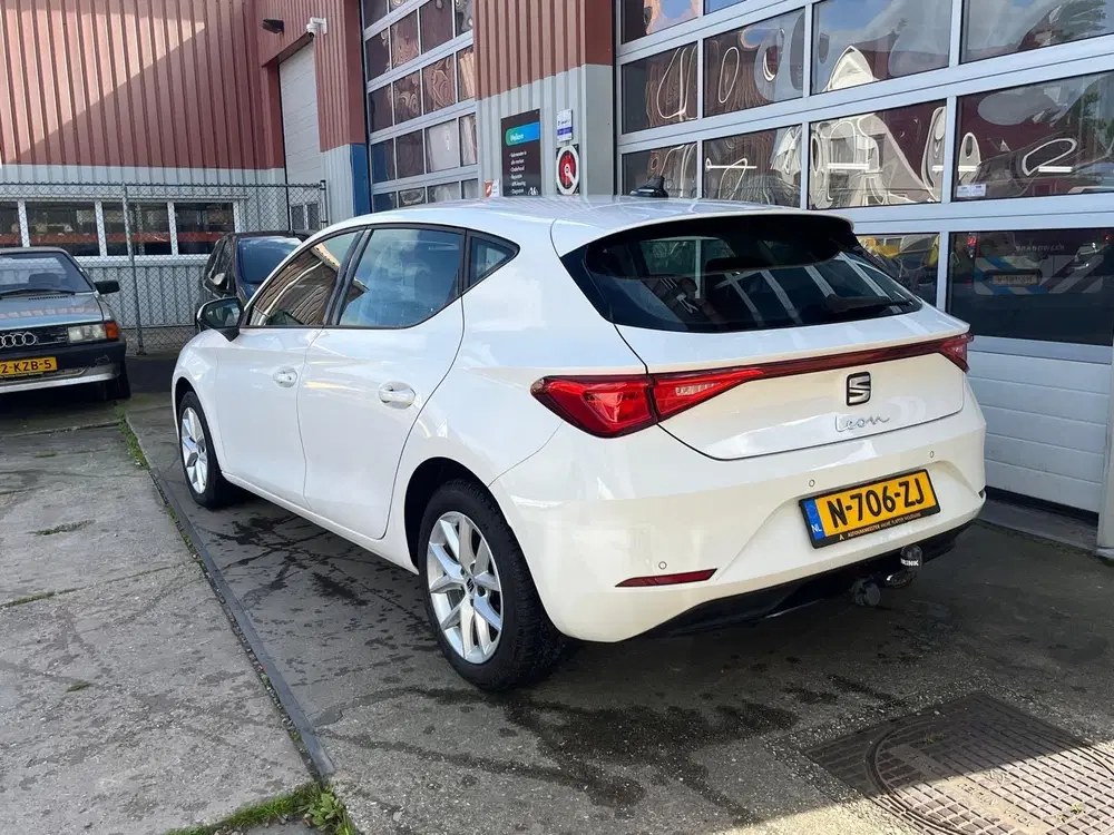 SEAT Leon 2.0 TDI 115pk 2020 Wit uit 2020, foto 6