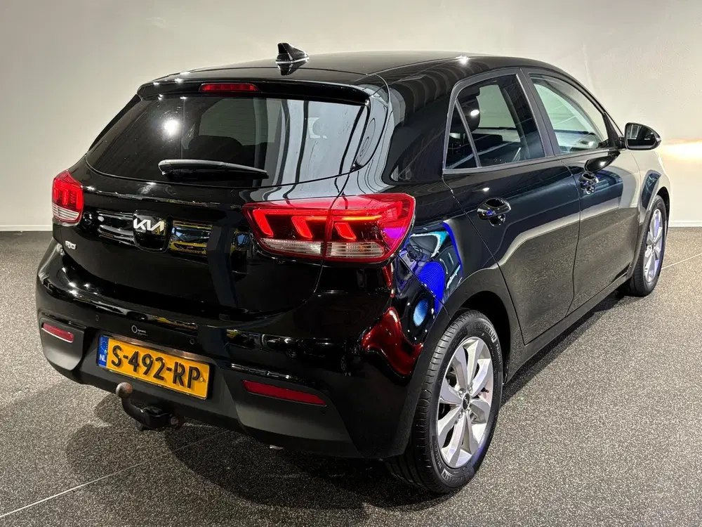Kia Rio 1.0 T-GDi MHEV DynamicPlusLine uit 2023, foto 2