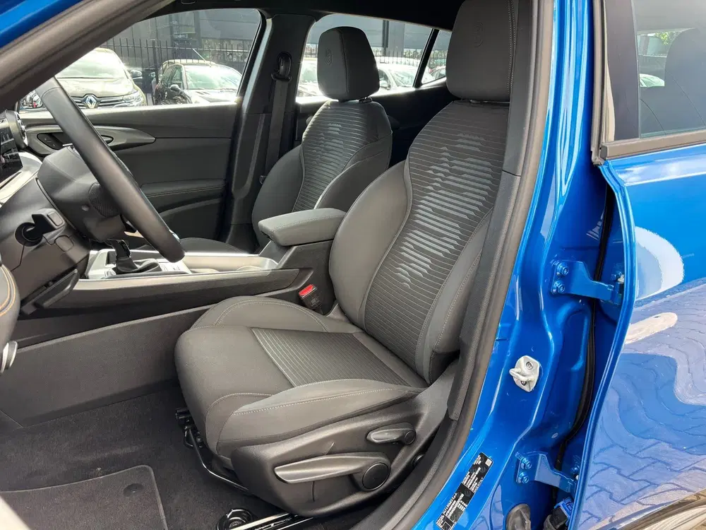 Alfa Romeo Tonale 1.5T Hybrid Sprint uit 2024, foto 13