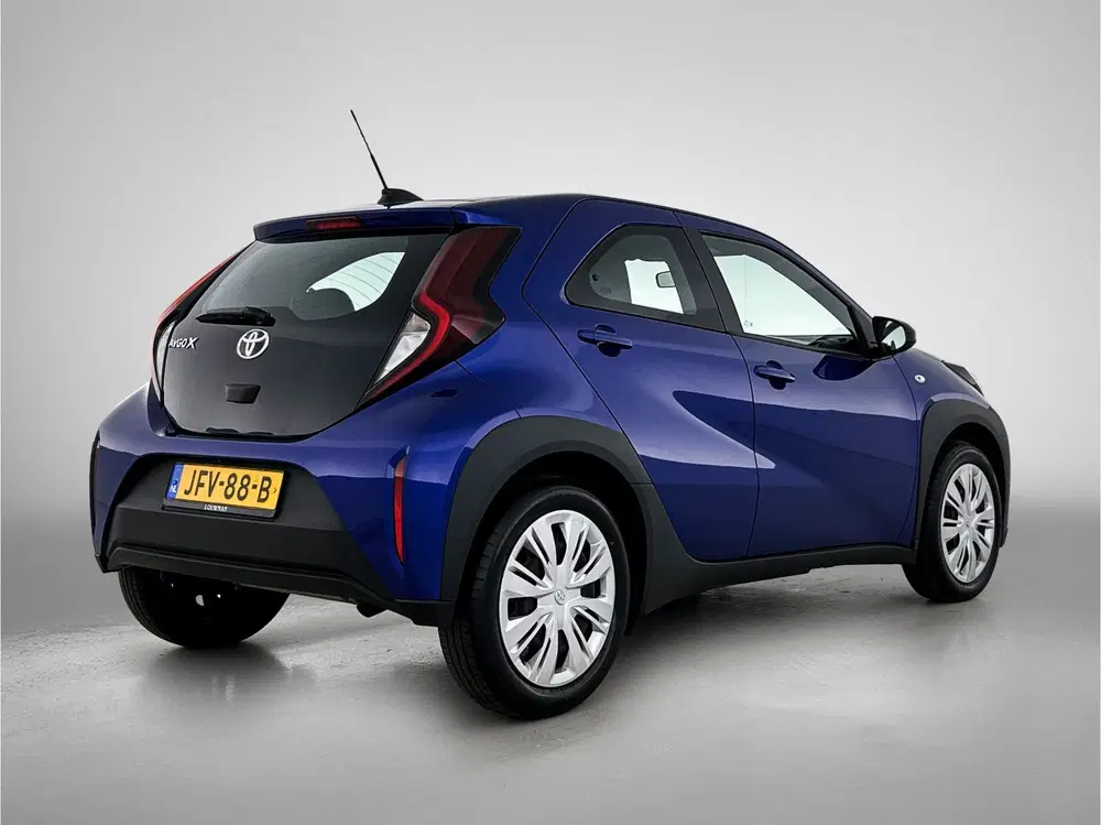Toyota Aygo X 1.0 VVT-i MT Play uit 2025, foto 2