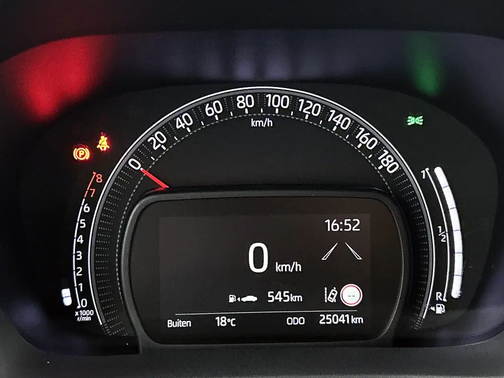 Toyota Aygo X 1.0 VVT-i MT Play uit 2025, foto 5