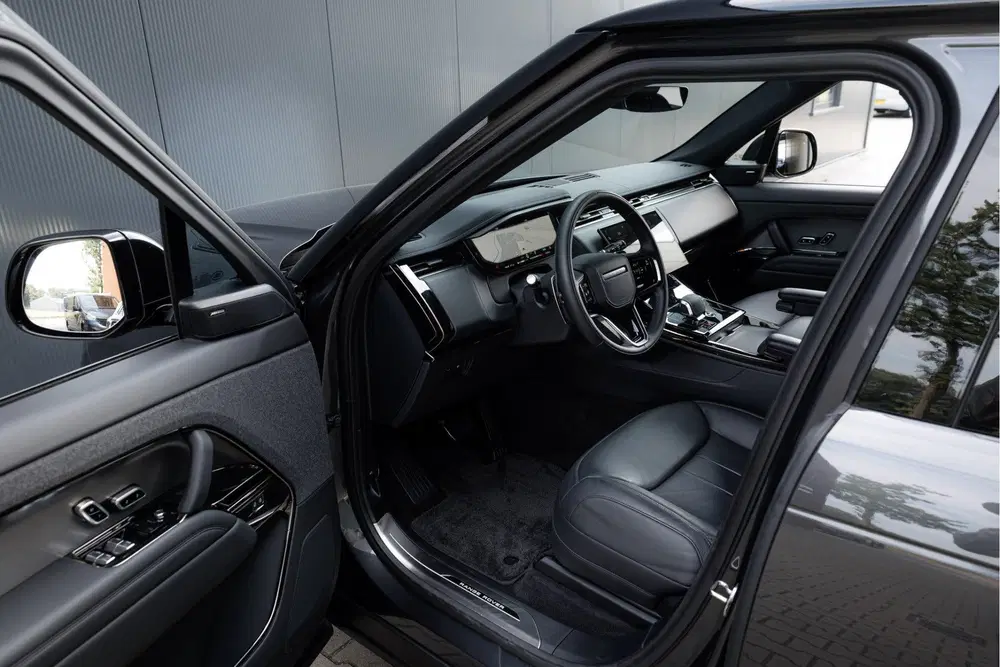 Land Rover Range Rover Sport 3.0 P460e S PHEV 23" LM Velgen uit 2025, foto 3
