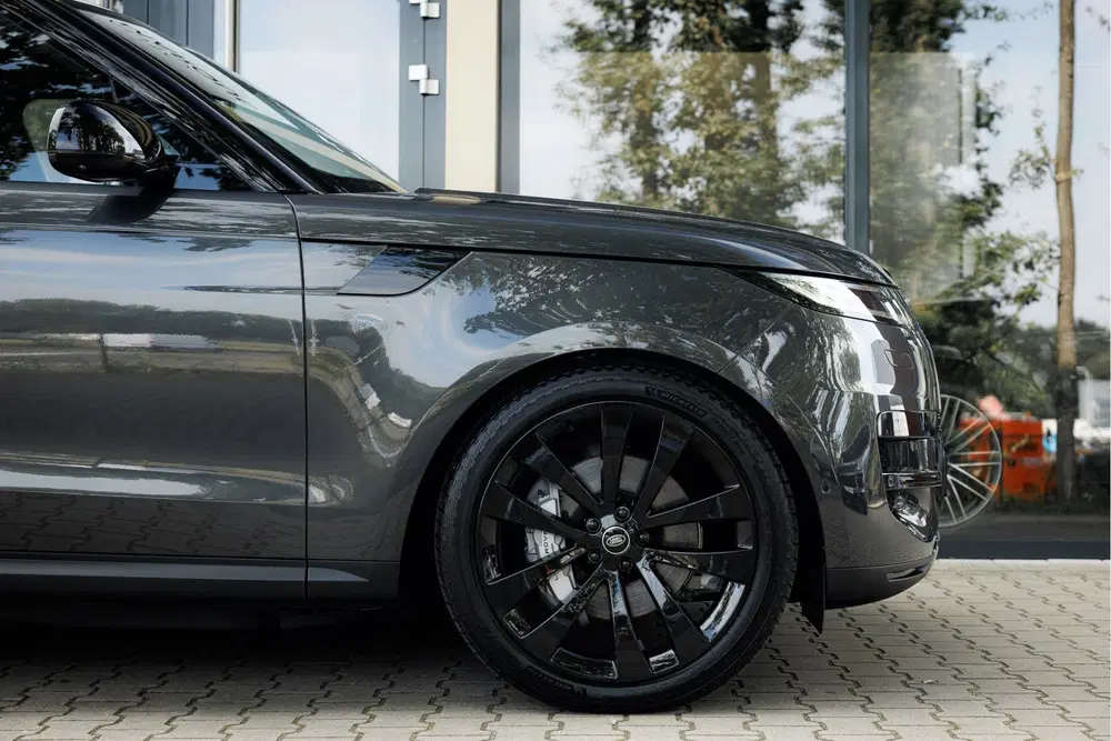 Land Rover Range Rover Sport 3.0 P460e S PHEV 23" LM Velgen uit 2025, foto 8