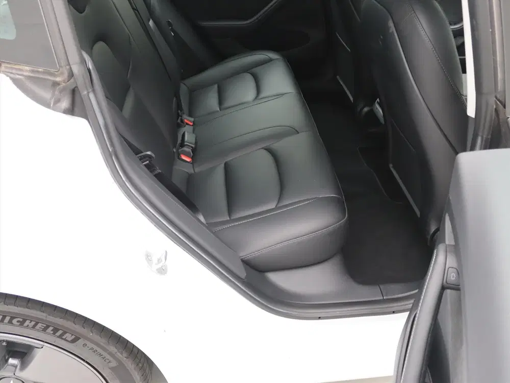 Tesla Model 3 Standard RWD Plus UPGRADE 94.8% SoH [ LFP uit 2023, foto 15
