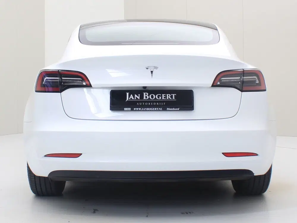 Tesla Model 3 Standard RWD Plus UPGRADE 94.8% SoH [ LFP uit 2023, foto 6