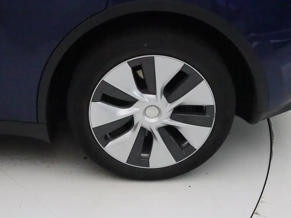 Tesla Model Y Standard RWD Plus 95.5% SoH [ AMD RYZEN+AU uit 2023, foto 13